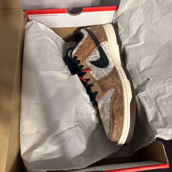 Men’s Nike Dunk Low CO.JP Snakeskin - Picture 2 of 3